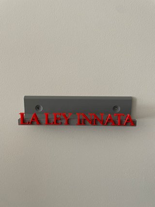 Soporte para el vinilo La Ley Innata de Extremoduro