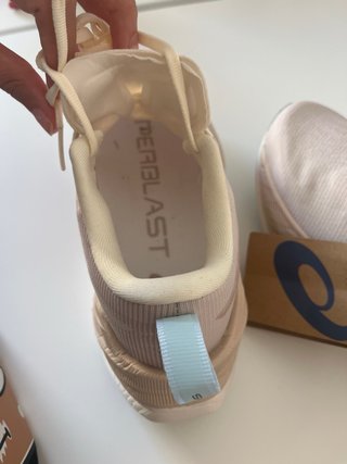 Zapatillas Asics Superblast Beige/Rosa