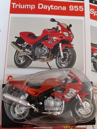 Maisto Triumph Daytona 955i Moto Colección