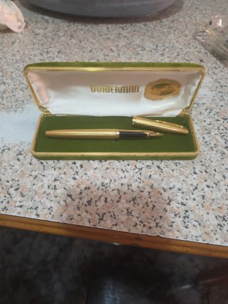 Pluma Waterman Bañada en Oro