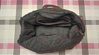 Bolso de mano piel verde oliva