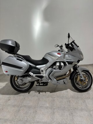 Moto Guzzi Norge 1200 Touring Plata
