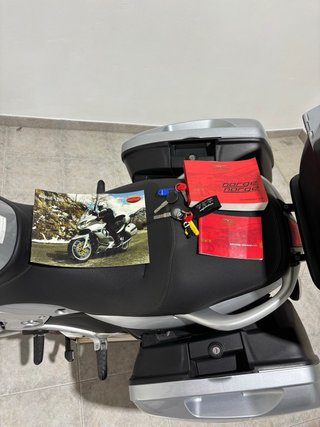 Moto Guzzi Norge 1200 Touring Plata
