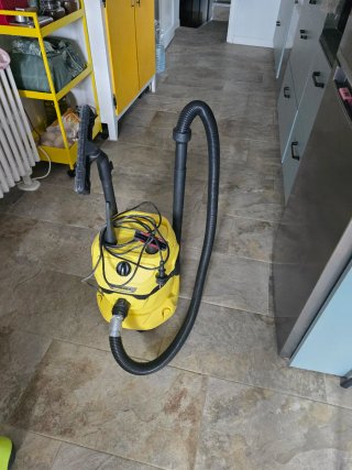 Aspiradora karcher wd2 plus