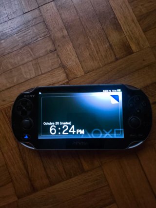 PS Vita OLED + 9 juegos