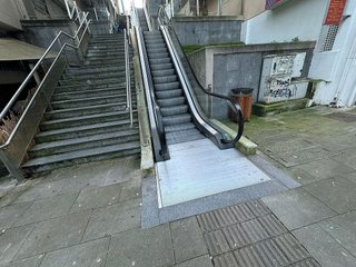 Local comercial en venta en Cuatro Caminos en Santander