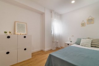 Local comercial en venta en Cuatro Caminos en Santander