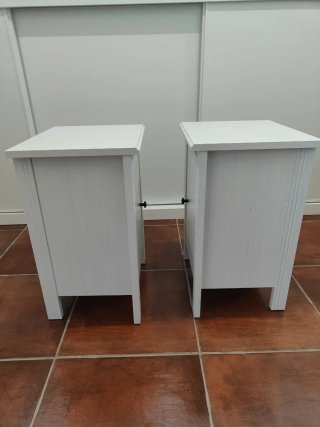 2 Mesitas de noche IKEA Hemnes blancas