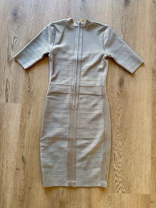 Vestido Marciano Los Angeles champagne