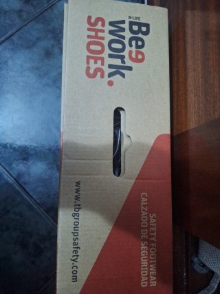 Zapatos de Trabajo Negros y Grises