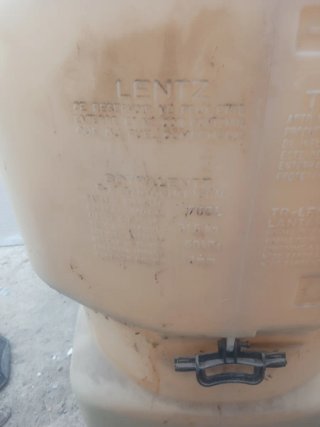 Cuba combustible/agua