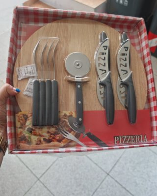Set Pizza Tagliere e Utensili