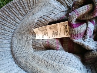 Berretto Nike Y2K lana/maglia righe rosa/viola