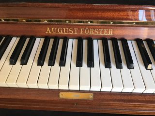 Piano Vertical Madera