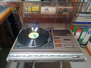 Europhon Quadro-Sound: Giradischi+Radio+Cassette