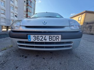 Renault Clio 2000