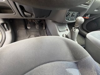 Renault Clio 2000