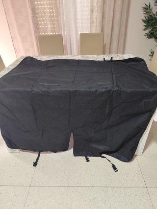 Funda impermeable para perro negra