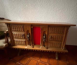 Mueble de salón de madera