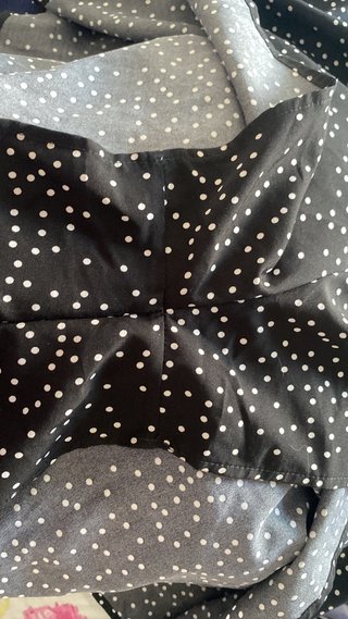 Mono corto Shein negro con lunares blancos