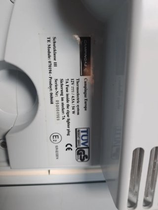 Nevera Camping 12V / 220V