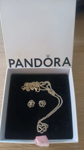 Conjunto Pandora Collar y Pendientes Infinito