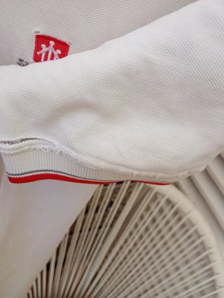 Polo uniforme Salesianos blanco y rojo