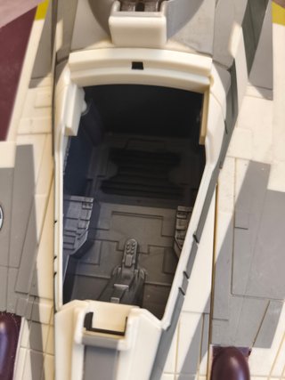 Nave Star Wars Jedi Starfighter 3.75