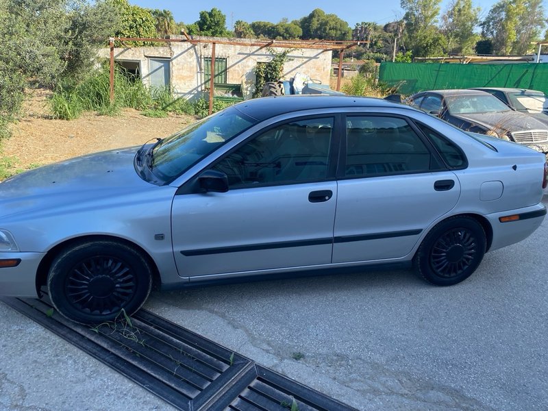 Volvo  S40 2001 - foto 1