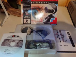 Webcam Trust Spacecam 120 USB con piedistallo