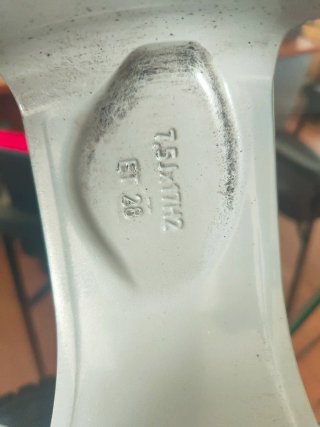 4 Llantas con Neumáticos Audi