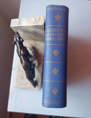 Libro antiguo 1941 Historia de la literatura