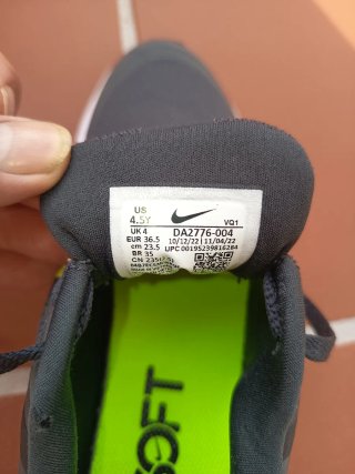 Zapatillas Nike Mujer Negras y Verdes