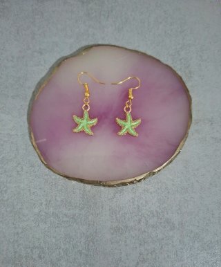 Pendientes estrella de mar verde y oro