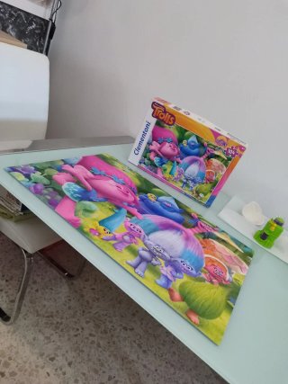 Puzzle Trolls Maxi 104 + puzzle regalo adicional
