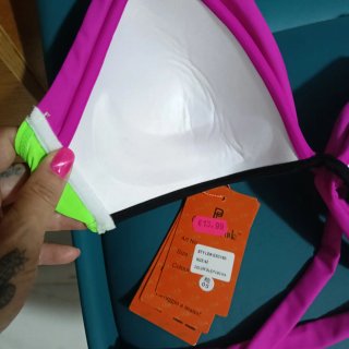 Bikini negro, rosa y verde fluor  Sexy y comodo.