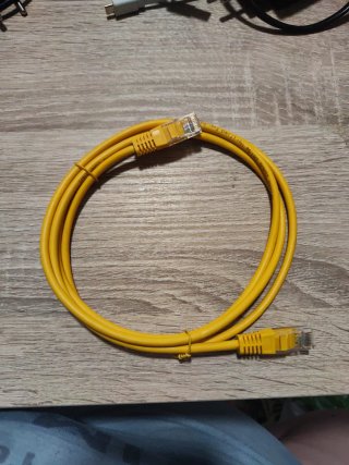 Cable de red Ethernet RJ45 Amarillo