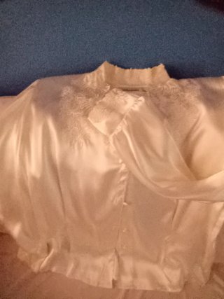 Blusa Karen Scott con encaje blanco
