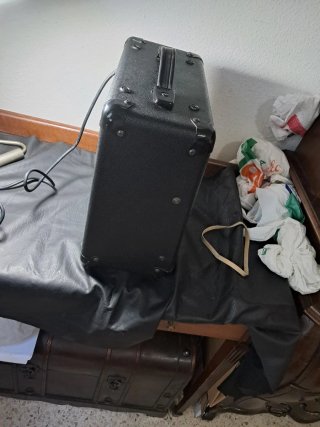 Amplificador Yamaha Negro