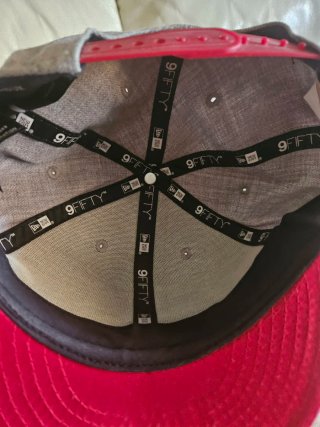Gorra New Era 9FIFTY Snapback Roja/Gris
