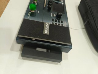 Pedalera Nux MG-30 Digital