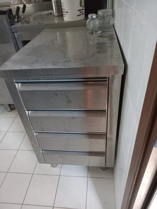 Cassettiera in acciaio inox