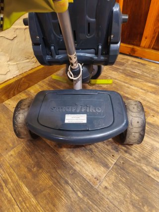 Triciclo convertible para bebé