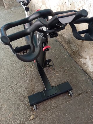 SPINNING LIFE FITNESS