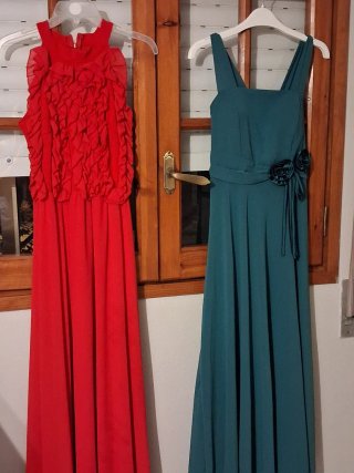 Vestidos de fiesta rojos y verde azulado
