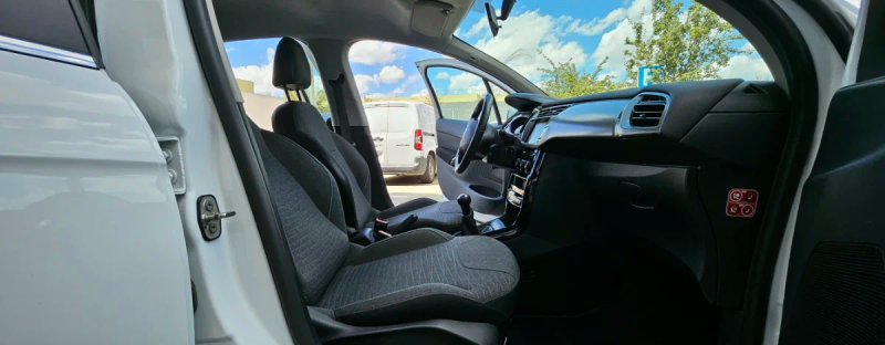 Citroën C3 1.2 PureTech Feel 2016, foto 15