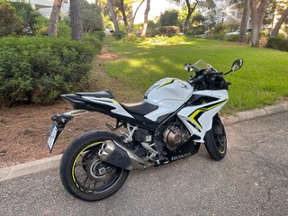 Honda CBR500R 2019 Blanca y Amarilla