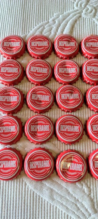 30 Chapas Cerveza Desperados RED