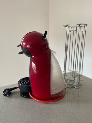 Cafetera Dolce Gusto Roja