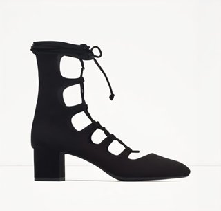 Zapato tacón acordonado negro